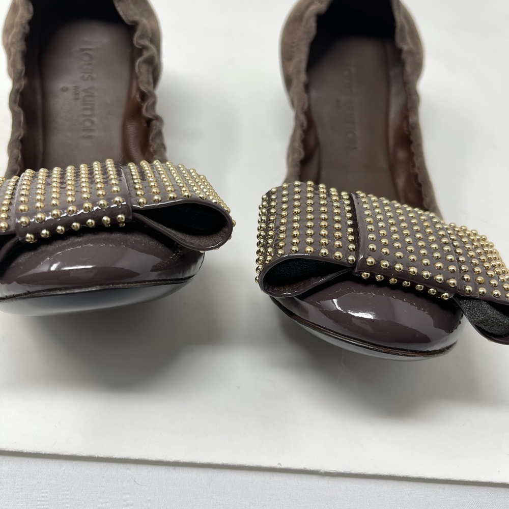 Louis Vuitton Flats! - Picture 2 of 10